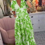 Coralina - Vibrant Floral Dress