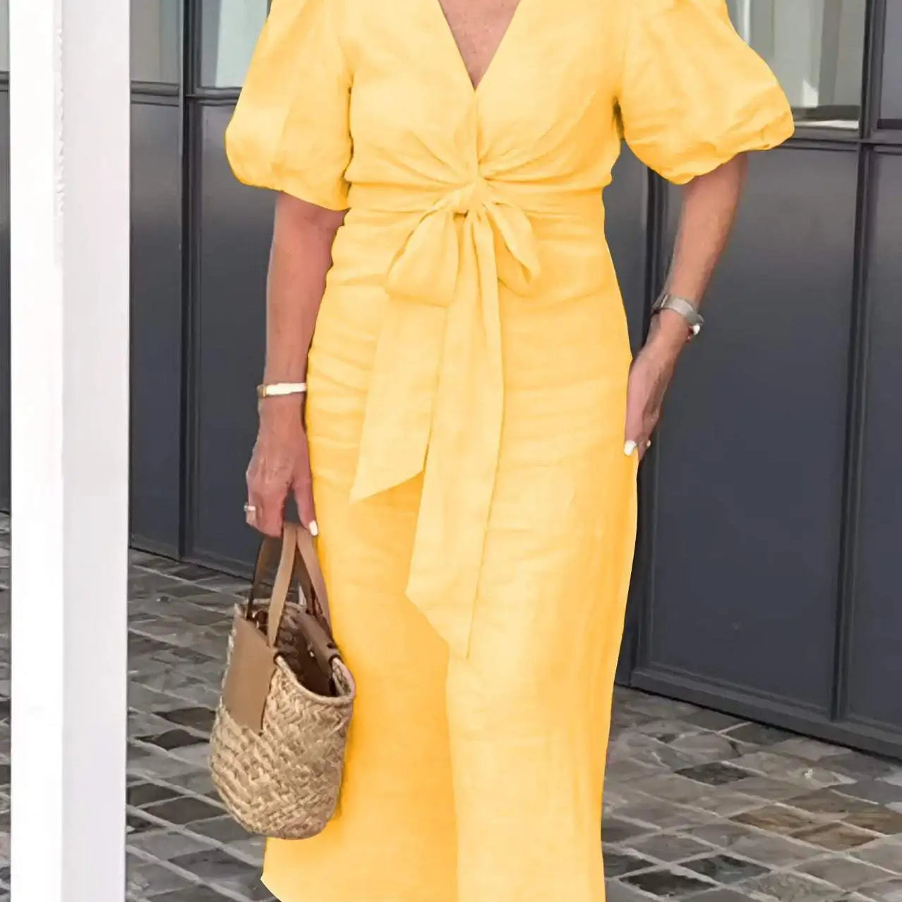 Stella - Elegant V-Neck Dress