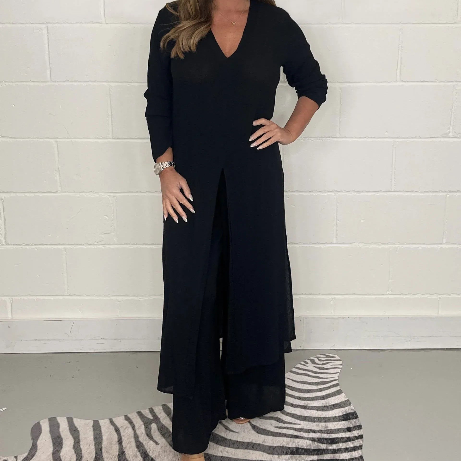 Cherly™ Comfy Two-Piece Set | Flowy Blouse and Wide-Leg Trousers
