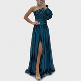 Shiloh | Robe longue rayée asymétrique à une épaule