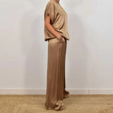 Rita™ Elegant Two-Piece Set | Flowing Blouse and Wide-Leg Pants